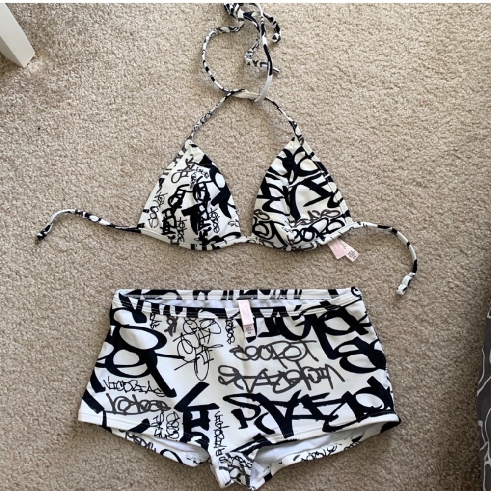 ISO Victoria secret bikini set